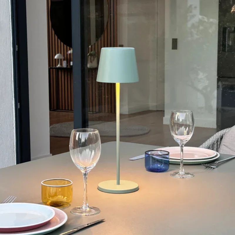 Seulement Aujourd’hui Lampe de Table Touch LED - Kelly Olive