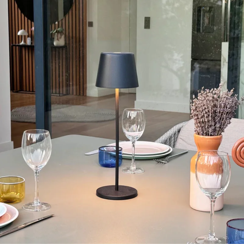 Lampe de Table Touch LED - Kelly Noir Offre Spéciale