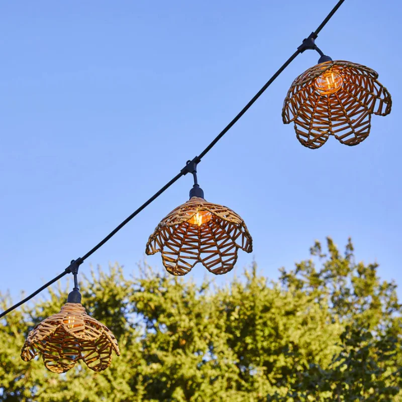 Meilleure Vente Guirlande Lumineuse Raccordable à Abat-Jour Rotin 6 m - Flower Light
