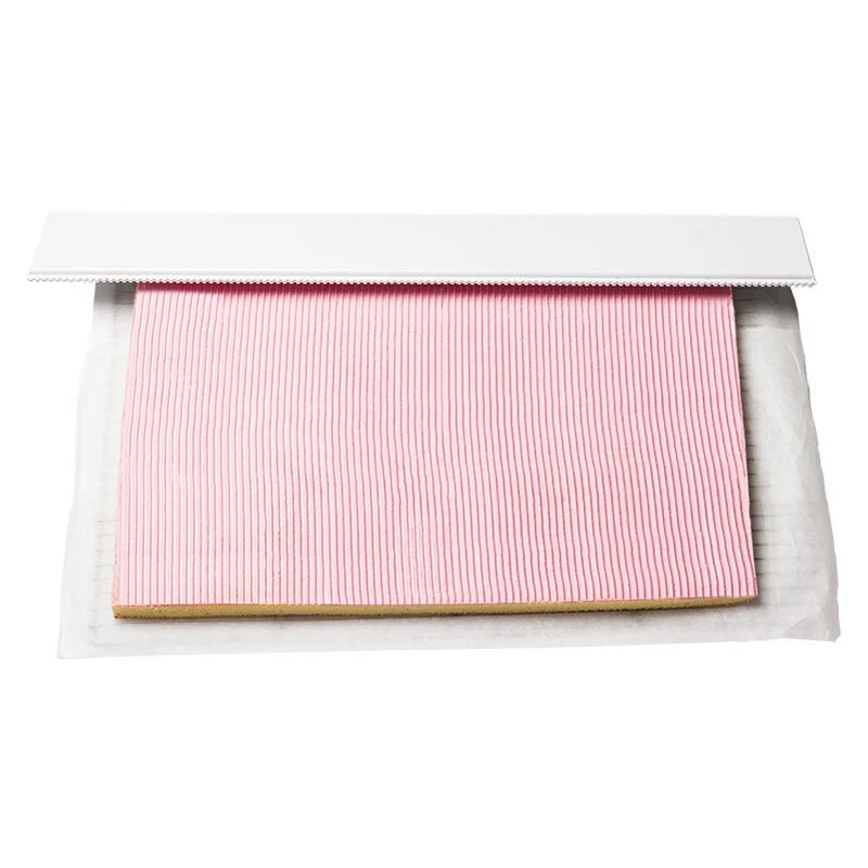 Peigne à Décor Rayures Fines - L 340 mm Quantité Limitée