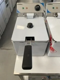 FRITEUSE ÉLECTRIQUE 8 LITRES Dernière Chance